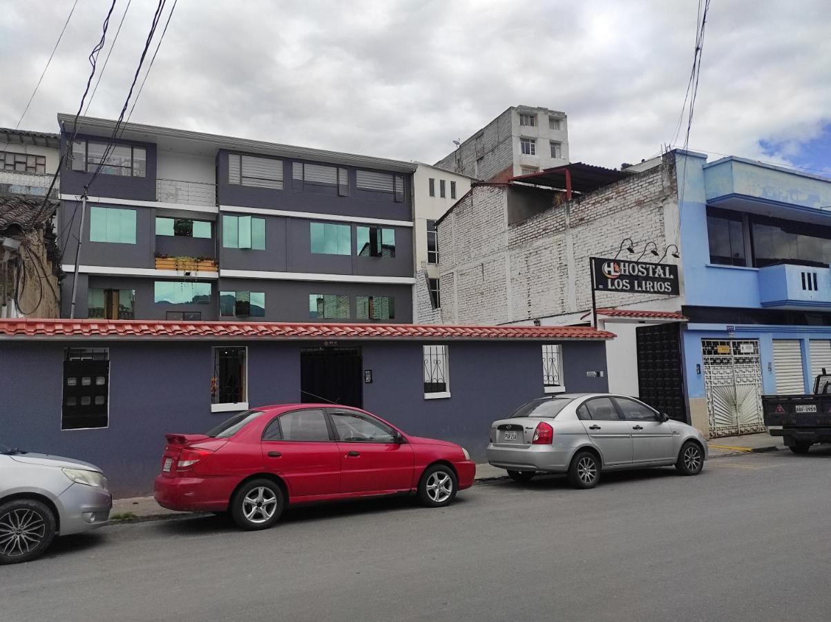 Hostal Los Lirios 로하 외부 사진